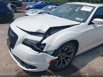 CHRYSLER 300