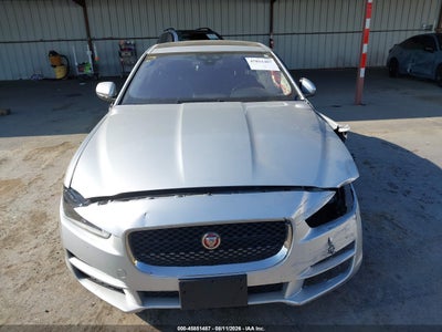 JAGUAR XE