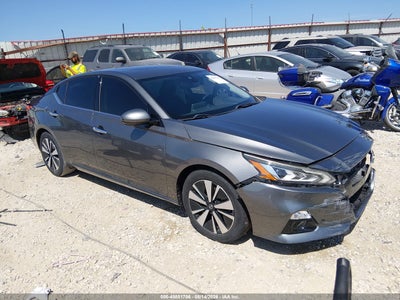 2020 Nissan Altima