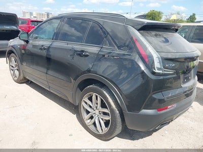CADILLAC XT4
