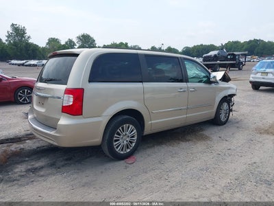 CHRYSLER TOWN & COUNTRY