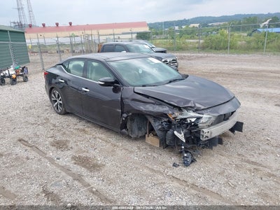 NISSAN MAXIMA