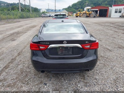 NISSAN MAXIMA