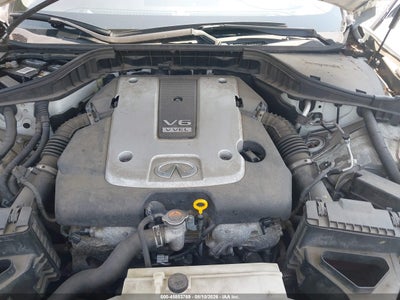 INFINITI Q70L