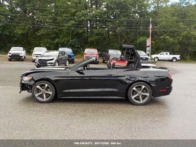 FORD MUSTANG