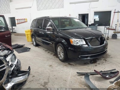 CHRYSLER TOWN & COUNTRY