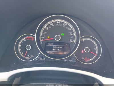 VOLKSWAGEN BEETLE