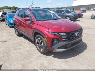 HYUNDAI TUCSON HYBRID