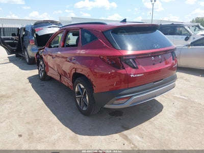 HYUNDAI TUCSON HYBRID