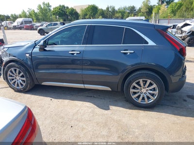 CADILLAC XT4