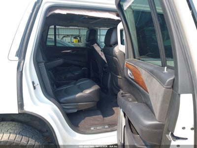 CADILLAC ESCALADE
