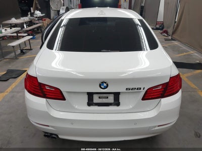 BMW 528I
