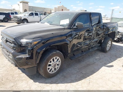 TOYOTA TACOMA