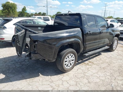 TOYOTA TACOMA