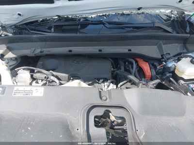 TOYOTA GRAND HIGHLANDER