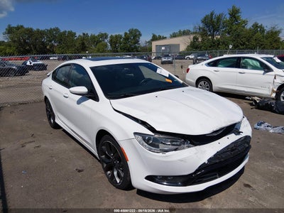 2015 Chrysler 200