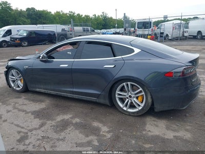 TESLA MODEL S