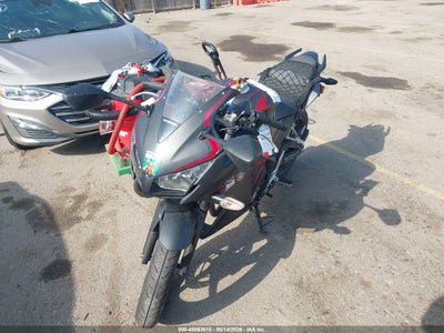 2022 HONDA CBR300 R