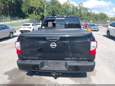NISSAN TITAN