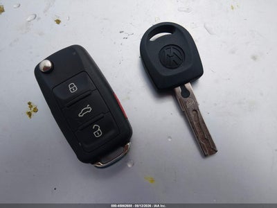 2014 VOLKSWAGEN GTI 11