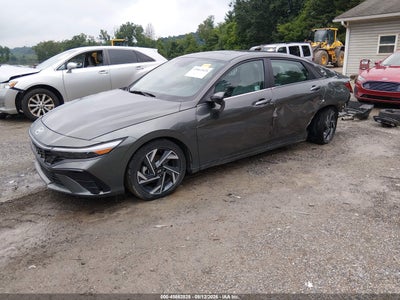 HYUNDAI ELANTRA