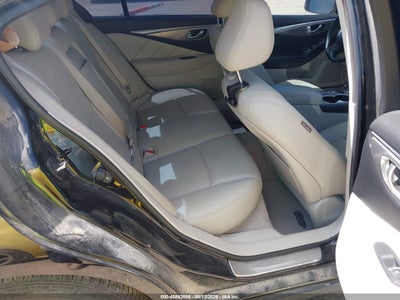 INFINITI Q50