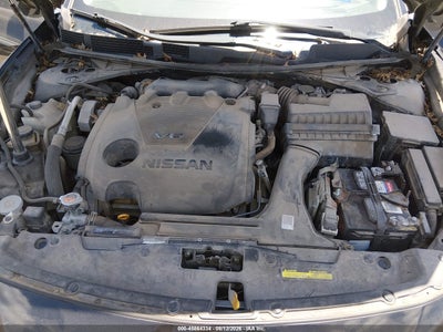 NISSAN MAXIMA