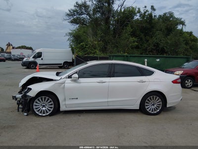FORD FUSION HYBRID