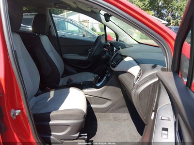 CHEVROLET TRAX
