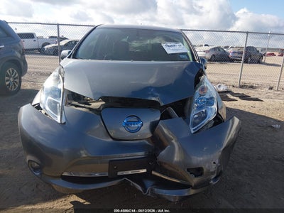 NISSAN LEAF