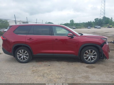 TOYOTA GRAND HIGHLANDER