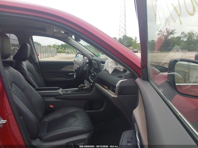 TOYOTA GRAND HIGHLANDER