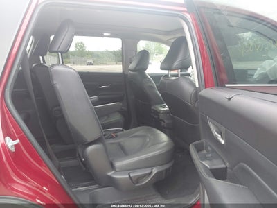 TOYOTA GRAND HIGHLANDER