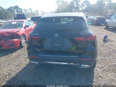 MERCEDES-BENZ GLA 250