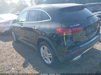 MERCEDES-BENZ GLA 250