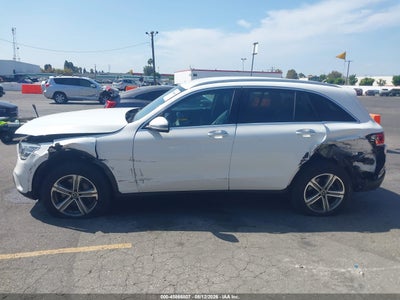 MERCEDES-BENZ GLC 300