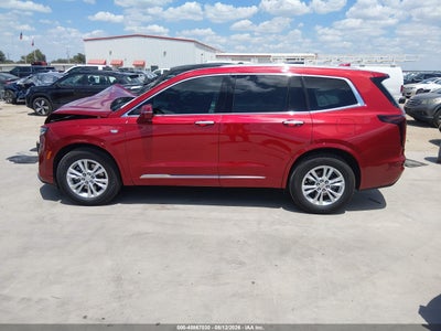 CADILLAC XT6