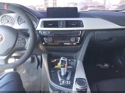BMW 320I