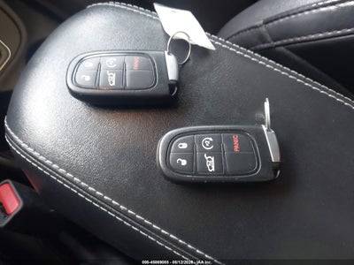 2019 JEEP CHEROKEE 11