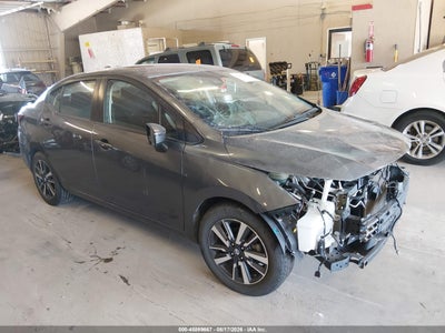 NISSAN VERSA