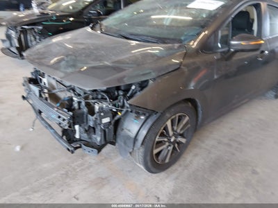 NISSAN VERSA