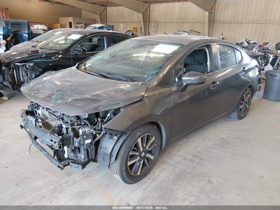 NISSAN VERSA