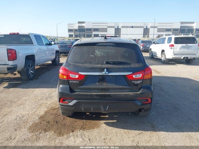 MITSUBISHI OUTLANDER SPORT