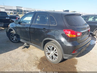 MITSUBISHI OUTLANDER SPORT