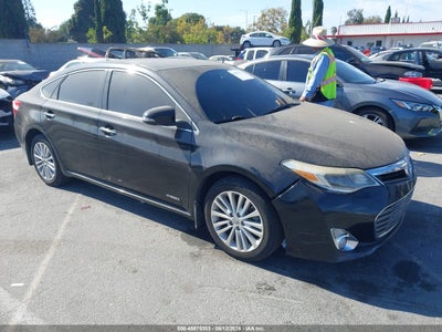 2013 Toyota Avalon Hybrid
