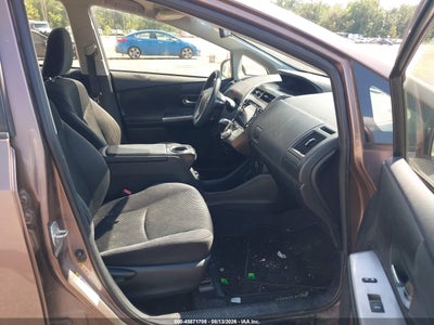 2015 TOYOTA PRIUS V 5