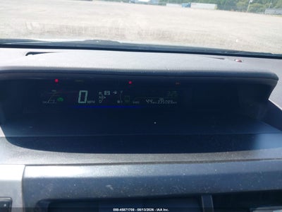 2015 TOYOTA PRIUS V 7