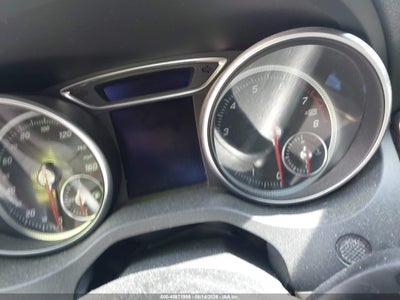 MERCEDES-BENZ CLA 250