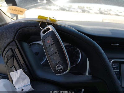 NISSAN KICKS PLAY