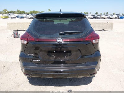 NISSAN KICKS PLAY